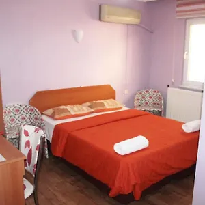Otel Mavi Kumsal, İstanbul